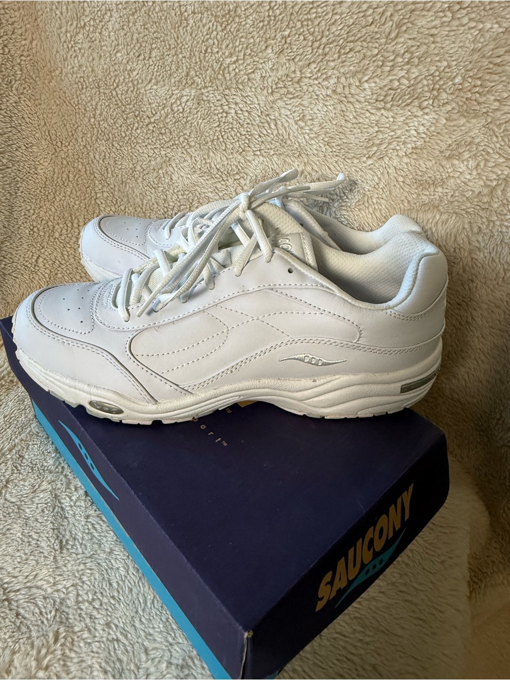 Saucony Grip Instep 600 Womens Sz 9.5 White Leather